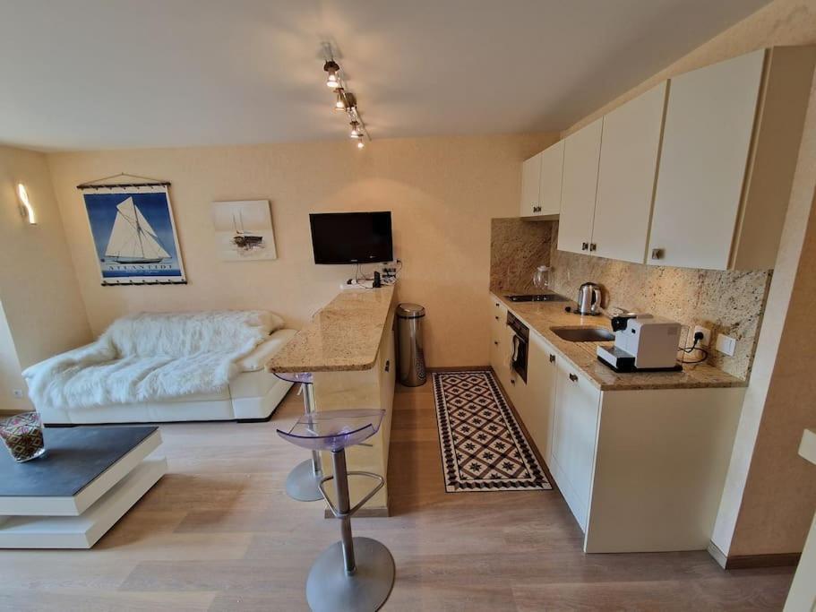Appartement Deauville, Proche Avec Parking Prive